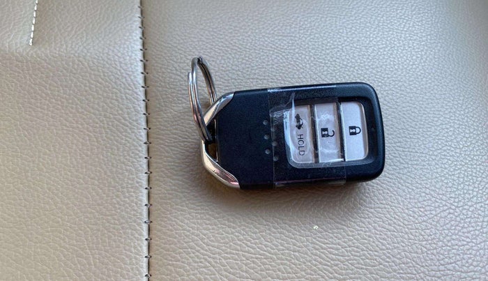 2019 Honda Amaze 1.2L I-VTEC VX, Petrol, Manual, 17,636 km, Key Close Up