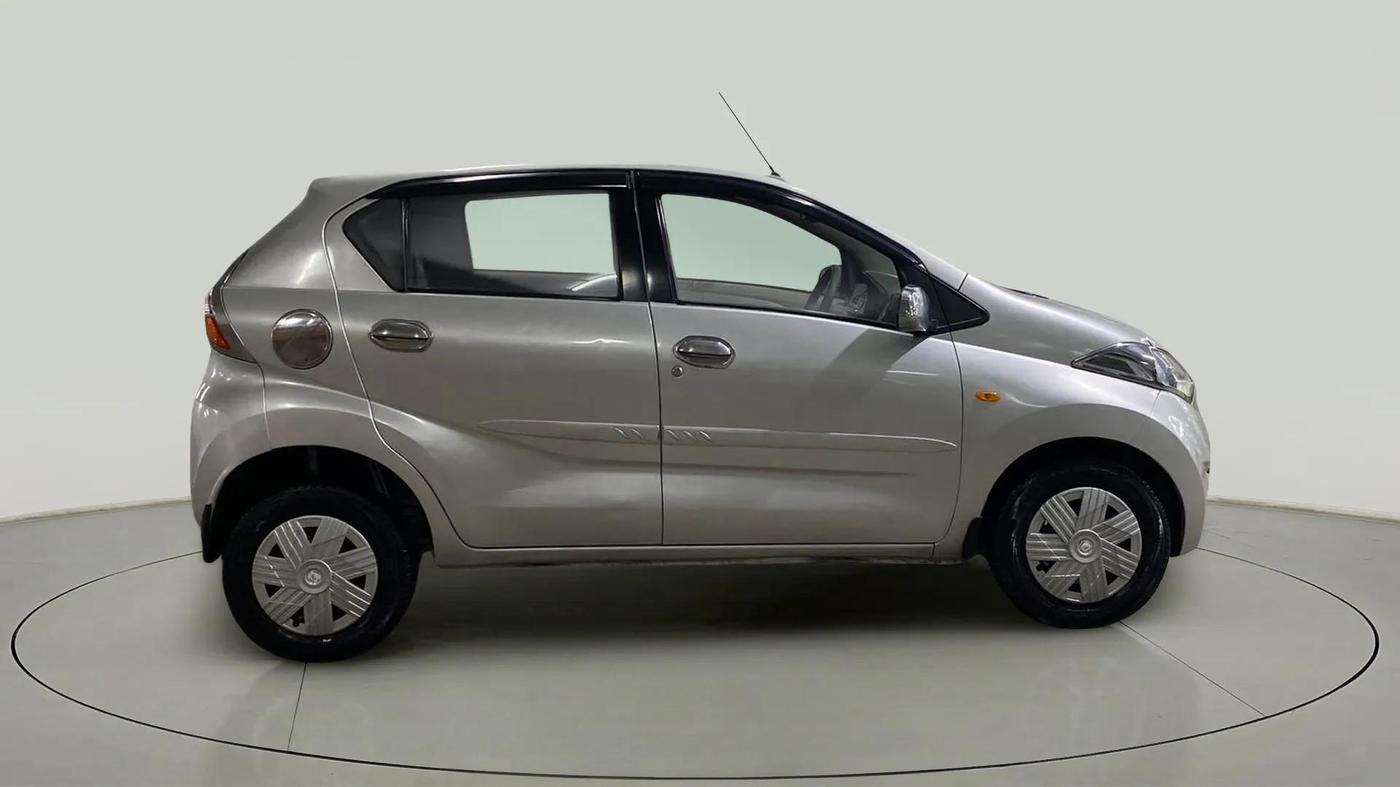 2017 Datsun Redi Go T (O), Petrol, Manual, 73,416 km, Right Side View