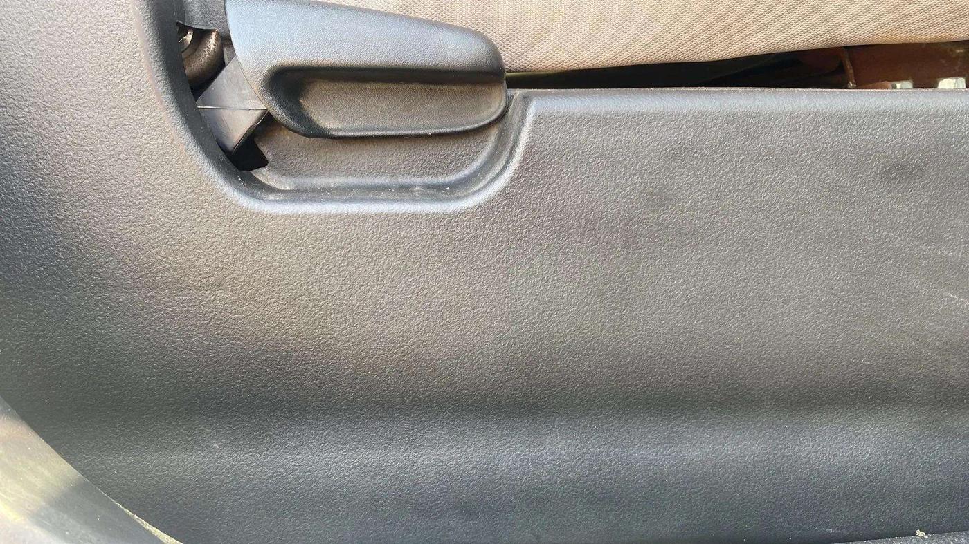 2014 Maruti Wagon R 1.0 VXI, Petrol, Manual, 75,834 km, Driver Side Adjustment Panel