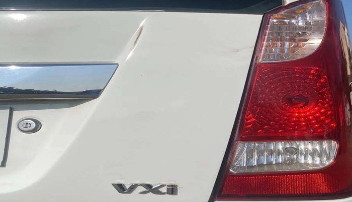 2014 Maruti Wagon R 1.0 VXI, Petrol, Manual, 75,548 km, Right tail light - Minor damage