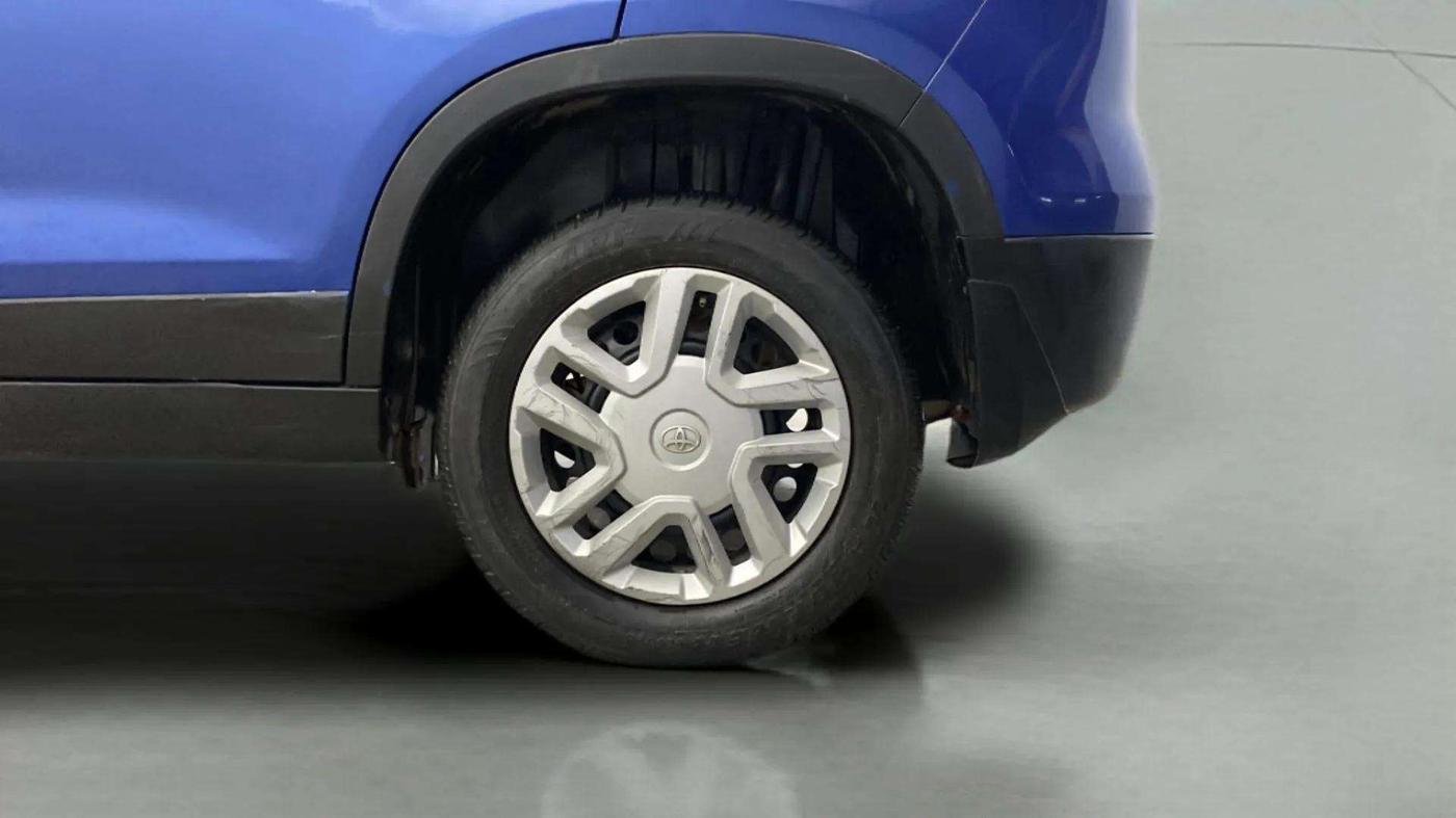 2021 Toyota URBAN CRUISER MID GRADE AT, Petrol, Automatic, 31,959 km, Left Rear Wheel