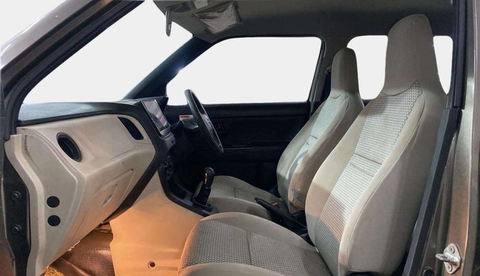 2019 Maruti New Wagon-R LXI CNG 1.0, CNG, Manual, 94,581 km, Right Side Front Door Cabin