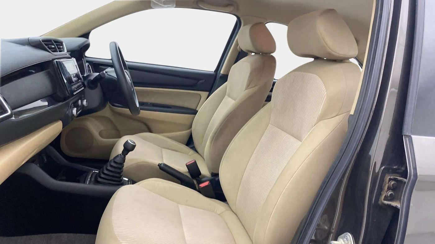 2019 Honda Amaze 1.2L I-VTEC V, Petrol, Manual, 16,048 km, Right Side Front Door Cabin