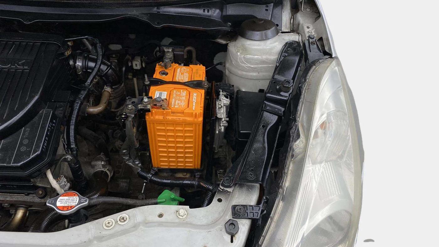 2015 Maruti Swift LXI (O), Petrol, Manual, 12,304 km, Engine View - Left