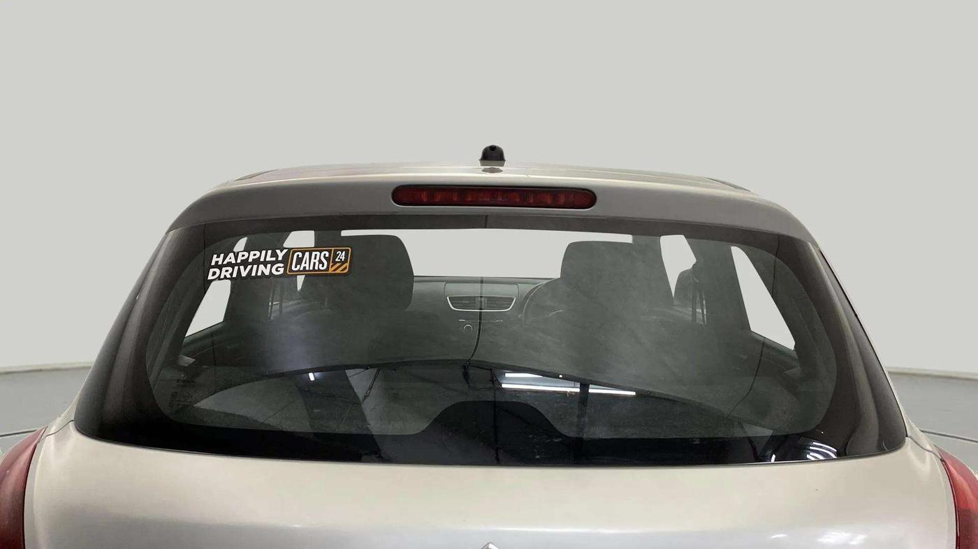 2015 Maruti Swift LXI (O), Petrol, Manual, 12,304 km, Rear Windshield