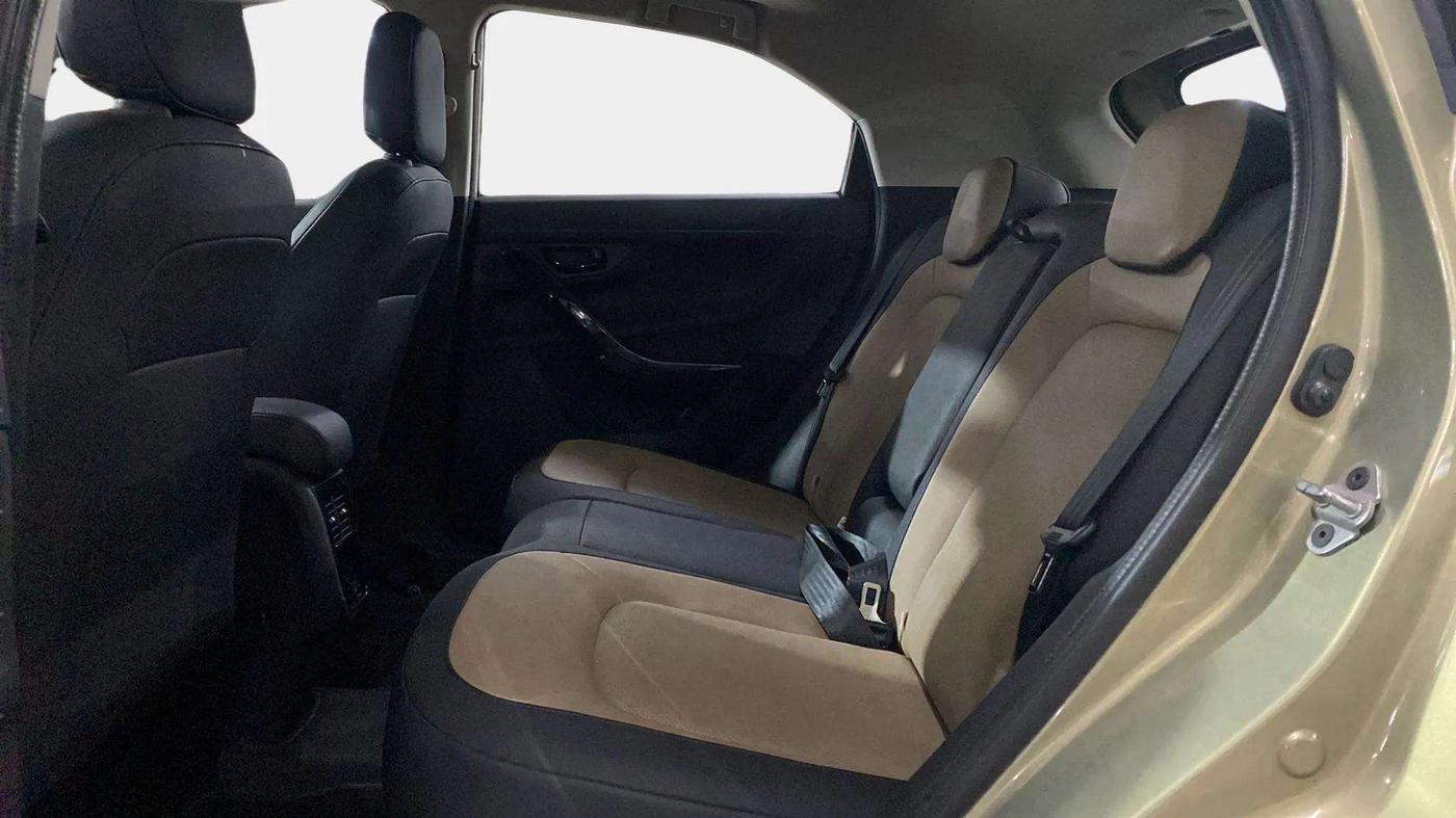 2023 Tata NEXON XZA PLUS LUX SUNROOF KAZIRANGA DIESEL, Diesel, Automatic, 27,212 km, Right Side Rear Door Cabin