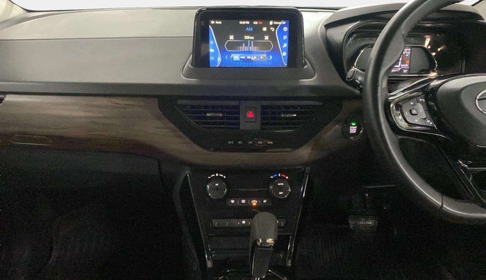 2023 Tata NEXON XZA PLUS LUX SUNROOF KAZIRANGA DIESEL, Diesel, Automatic, 27,131 km, Air Conditioner