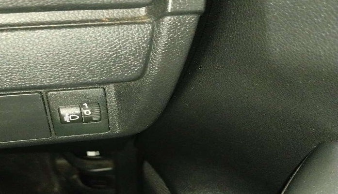 2018 Honda Jazz 1.2L I-VTEC V, Petrol, Manual, 49,650 km, Dashboard - Headlight height adjustment not working