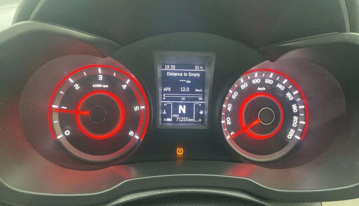 2019 Mahindra XUV300 W8 (O) 1.5 DIESEL, Diesel, Manual, 71,384 km, Odometer Image