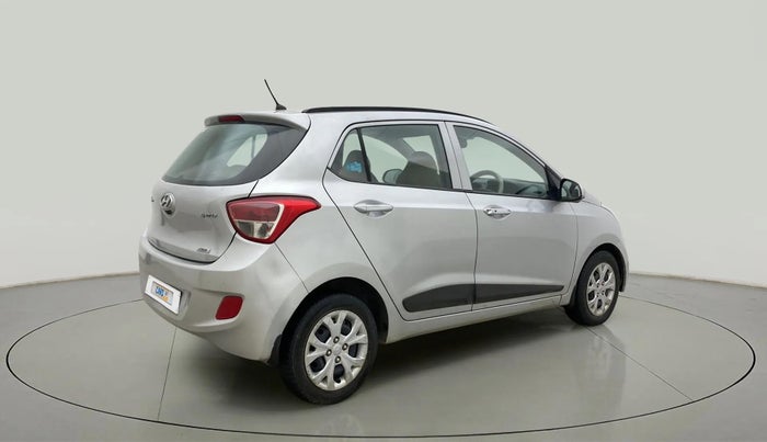 2014 Hyundai Grand i10 SPORTZ 1.1 CRDI, Diesel, Manual, 77,229 km, Right Back Diagonal