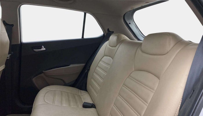 2014 Hyundai Grand i10 SPORTZ 1.1 CRDI, Diesel, Manual, 77,229 km, Right Side Rear Door Cabin