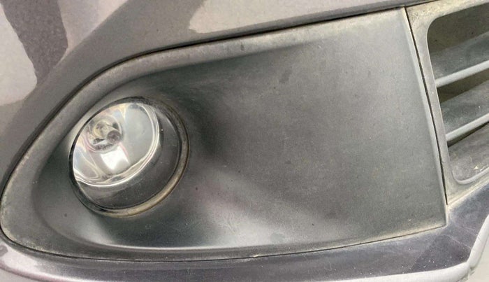 2017 Maruti Baleno DELTA PETROL 1.2, Petrol, Manual, 38,083 km, Right fog light - Fog light not working