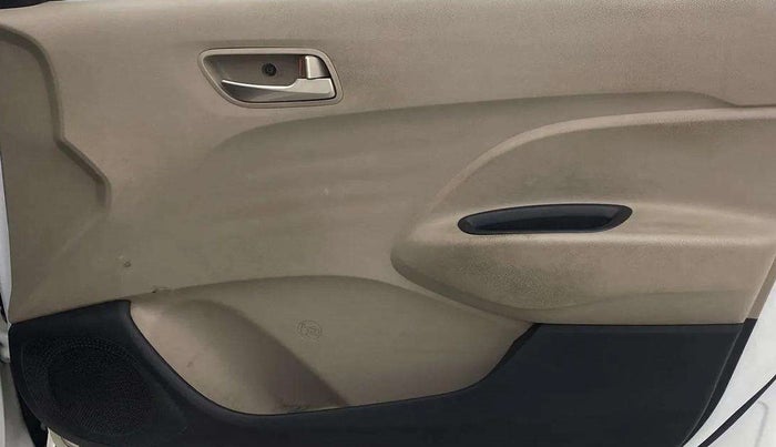 2018 Hyundai NEW SANTRO SPORTZ MT, Petrol, Manual, 96,279 km, Driver Side Door Panels Control