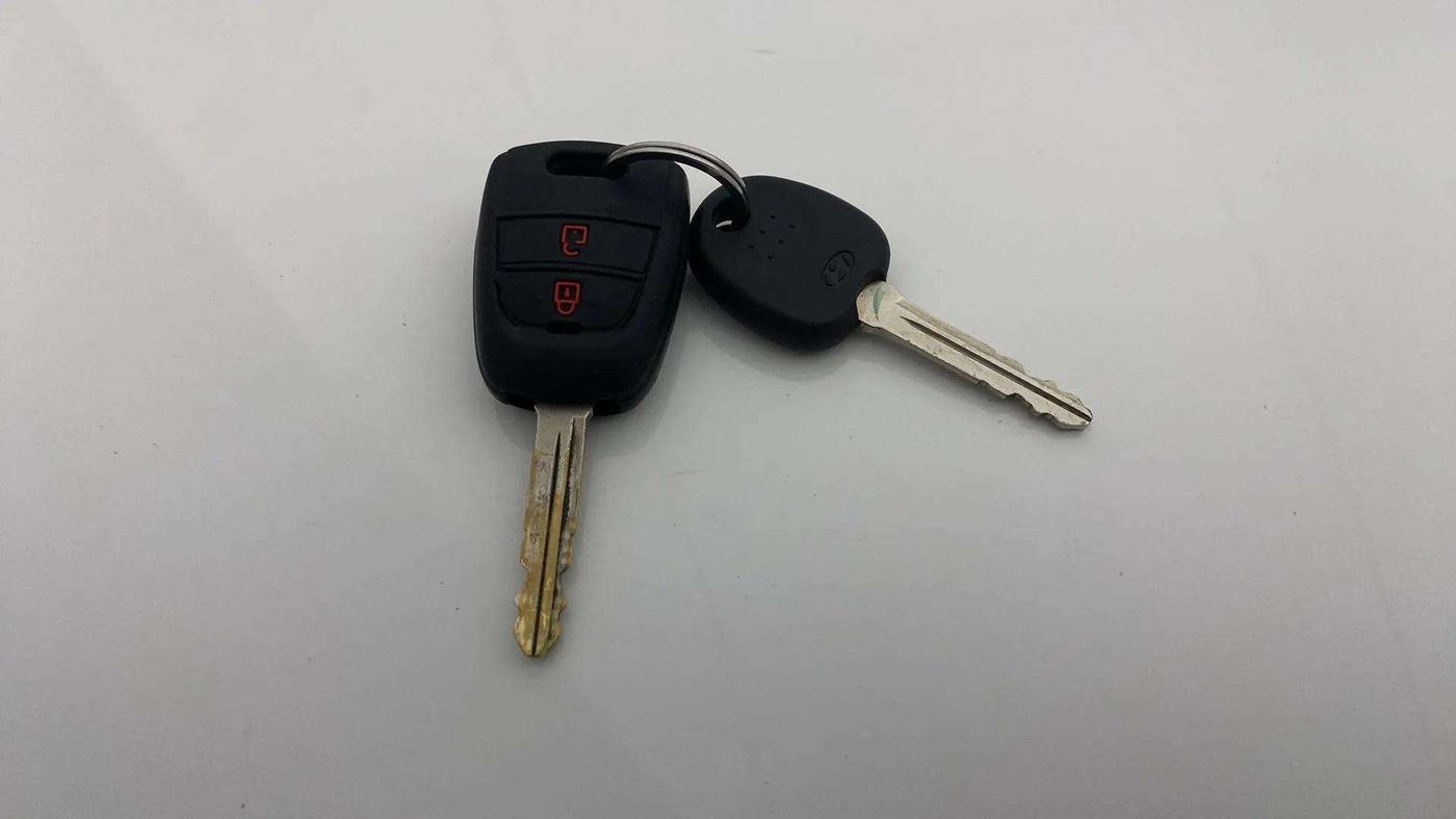 2018 Hyundai NEW SANTRO SPORTZ MT, Petrol, Manual, 96,279 km, Key Close Up