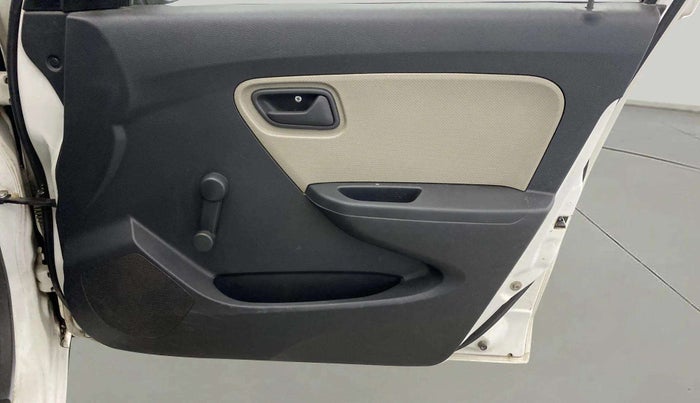 2019 Maruti Alto K10 LXI CNG (AIRBAG), CNG, Manual, 70,375 km, Driver Side Door Panels Control