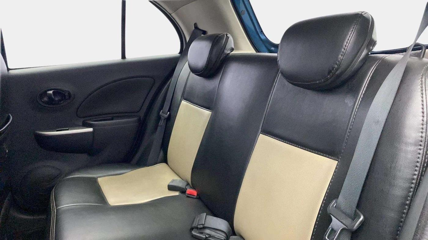 2017 Nissan Micra Active XV, Petrol, Manual, 69,177 km, Right Side Rear Door Cabin