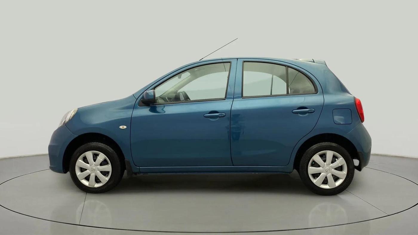 2017 Nissan Micra Active XV, Petrol, Manual, 69,177 km, Left Side