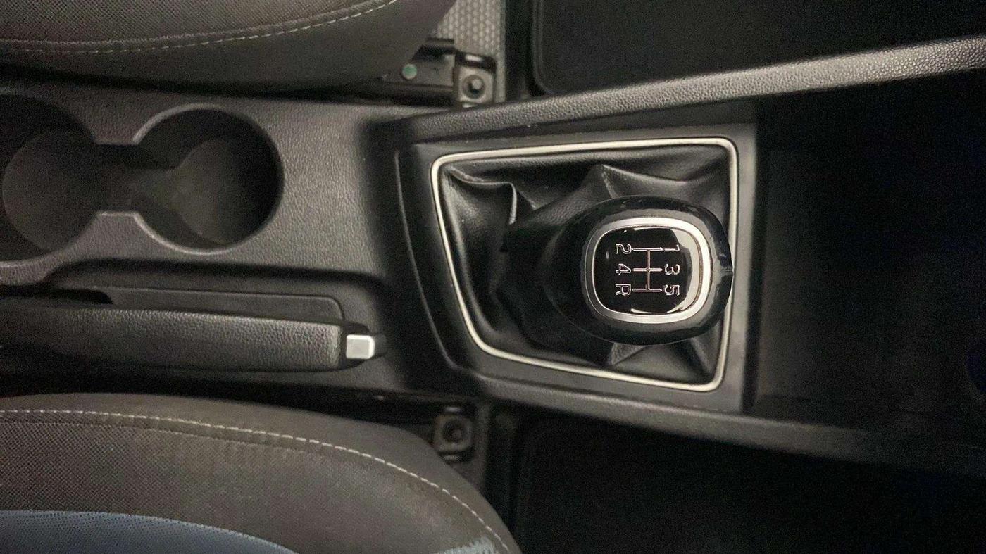 2017 Hyundai i20 Active 1.2 SX, Petrol, Manual, 52,201 km, Gear Lever
