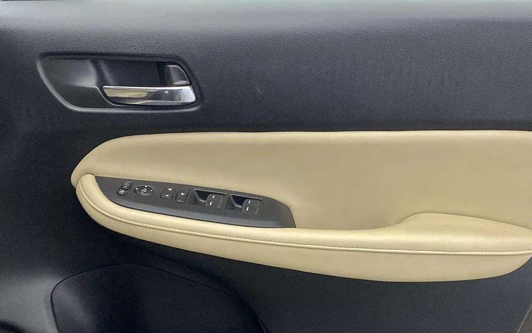 2021 Honda City 1.5L I-VTEC ZX, Petrol, Manual, 34,863 km, Driver Side Door Panels Control