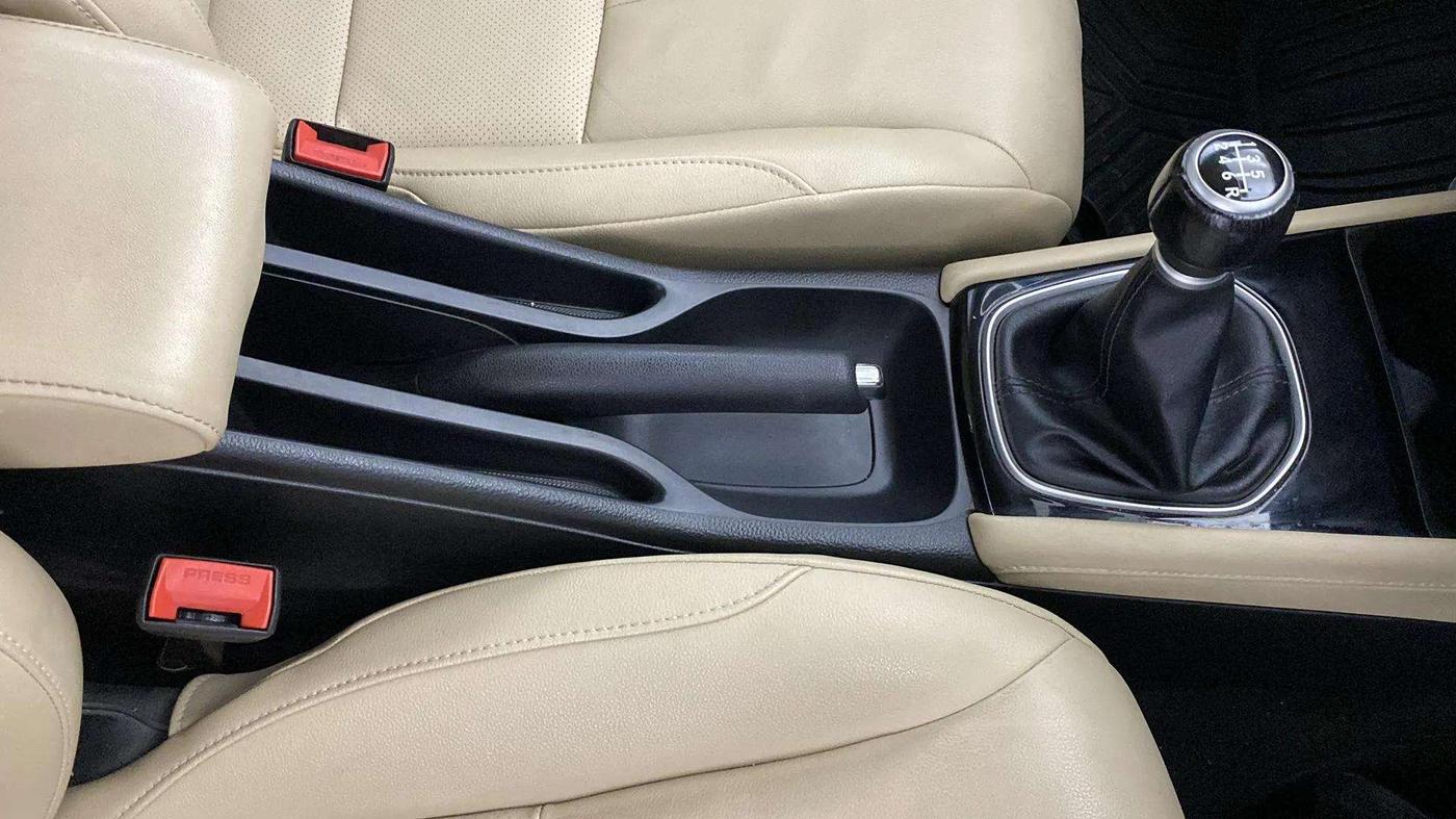 2021 Honda City 1.5L I-VTEC ZX, Petrol, Manual, 34,863 km, Gear Lever