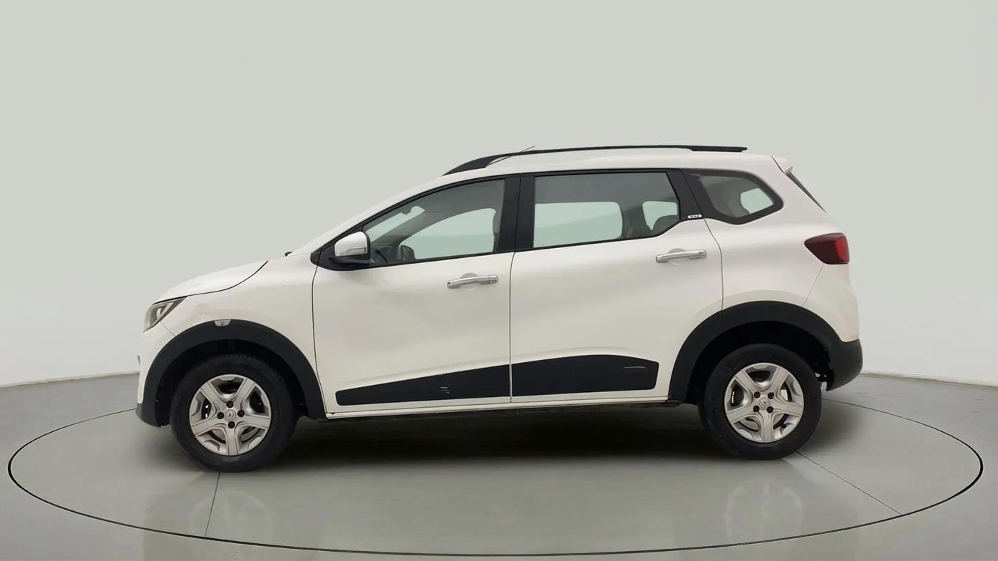 2019 Renault TRIBER RXZ, Petrol, Manual, 30,539 km, Left Side