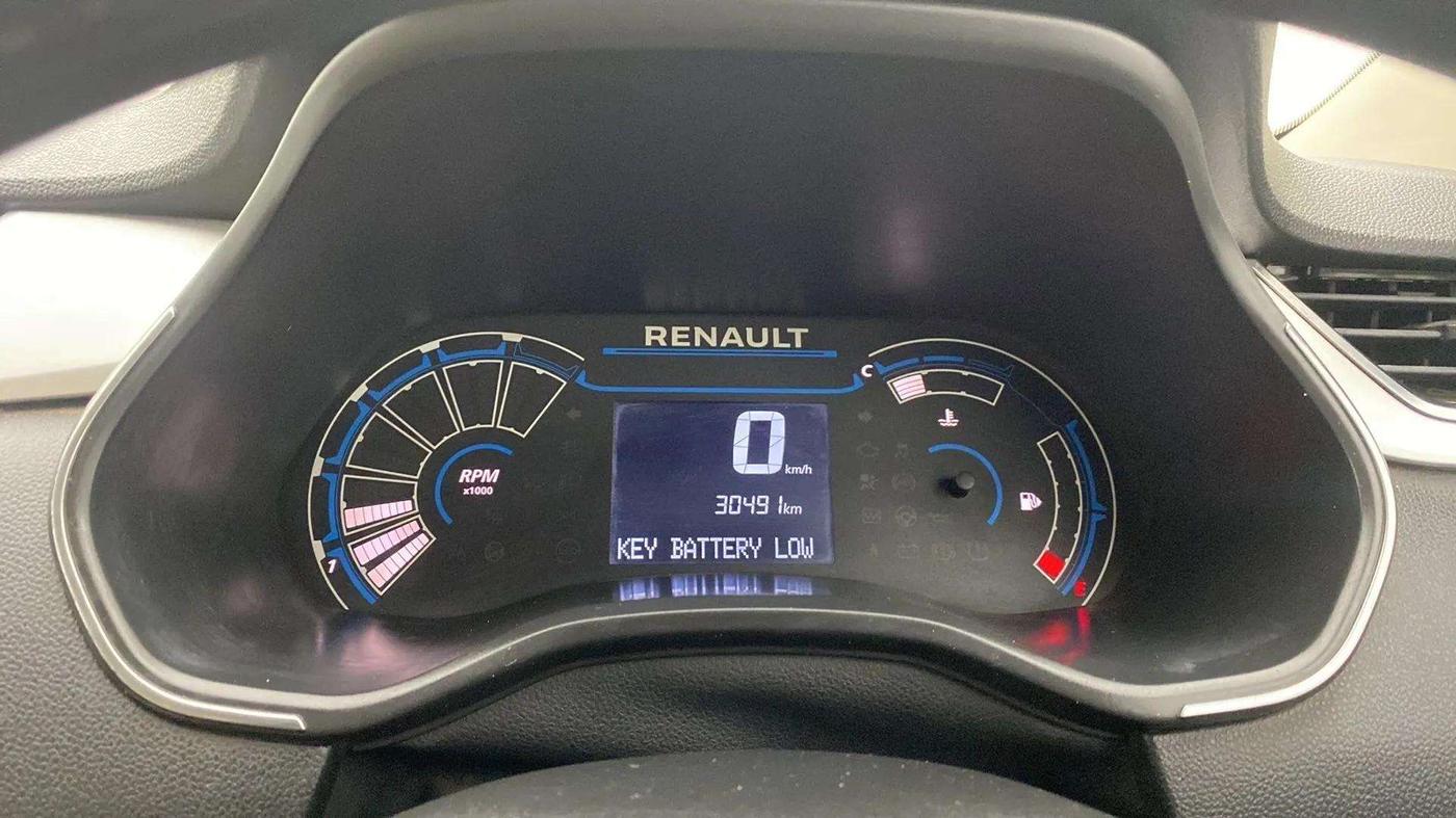 2019 Renault TRIBER RXZ, Petrol, Manual, 30,539 km, Odometer Image
