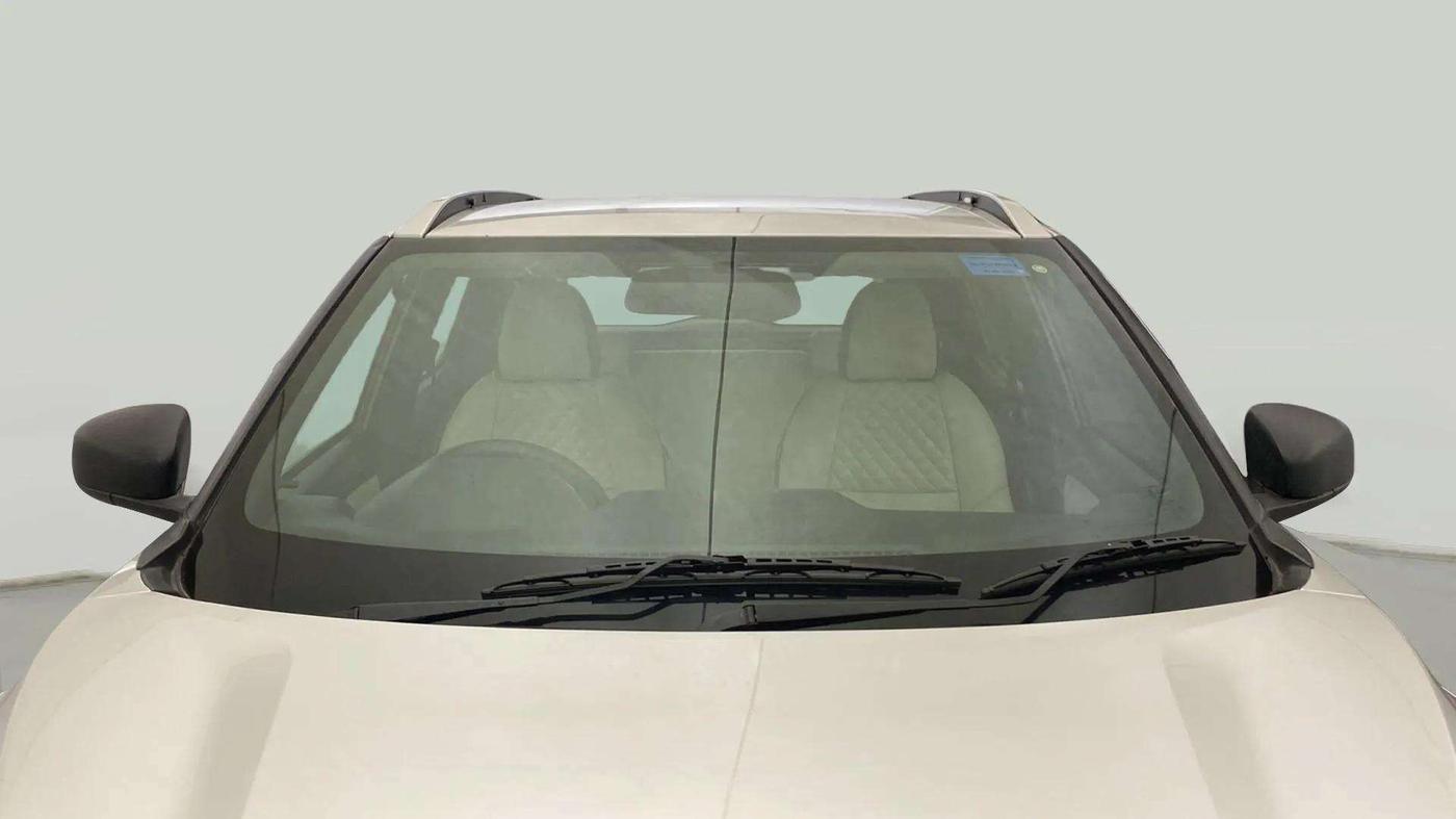 2022 Nissan MAGNITE XE, Petrol, Manual, 27,570 km, Front Windshield