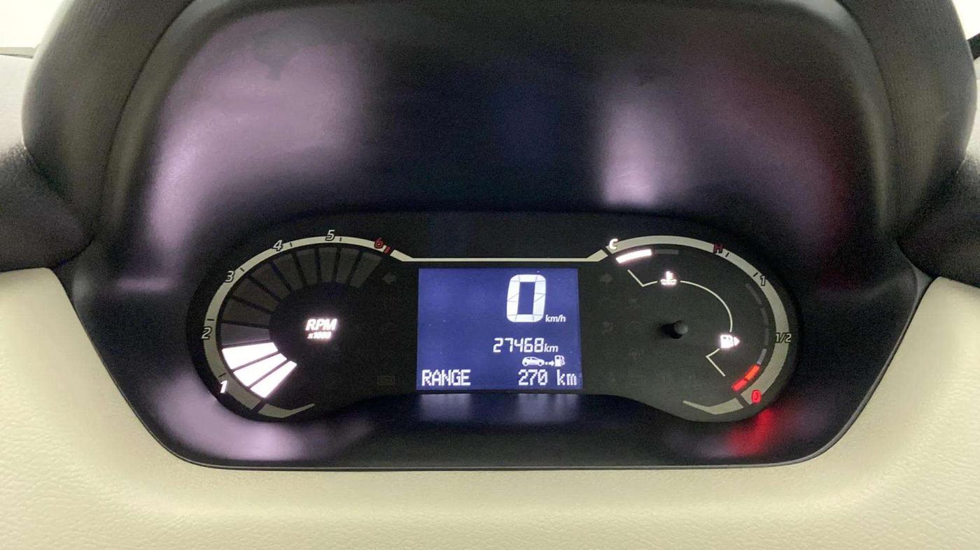 2022 Nissan MAGNITE XE, Petrol, Manual, 27,570 km, Odometer Image