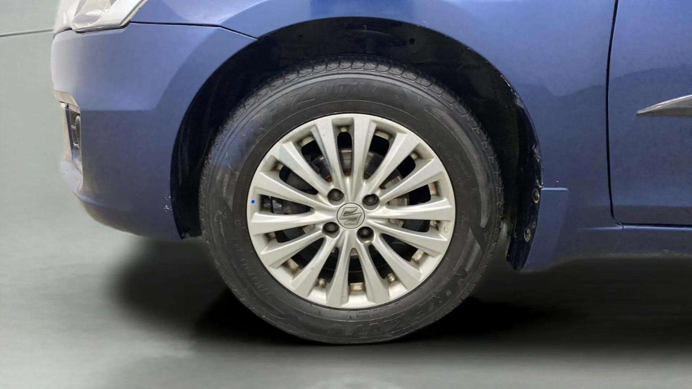 2018 Maruti Ciaz ZETA 1.4  AT PETROL, Petrol, Automatic, 31,016 km, Left Front Wheel