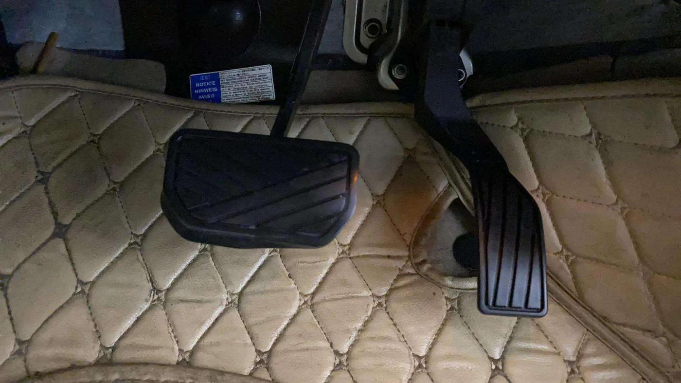 2018 Maruti Ciaz ZETA 1.4  AT PETROL, Petrol, Automatic, 31,016 km, Pedals
