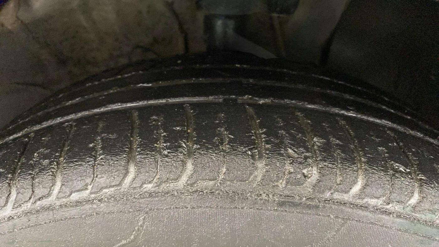 2019 Hyundai VENUE SX PLUS 1.0 TURBO DCT, Petrol, Automatic, 73,671 km, Right Front Tyre Tread