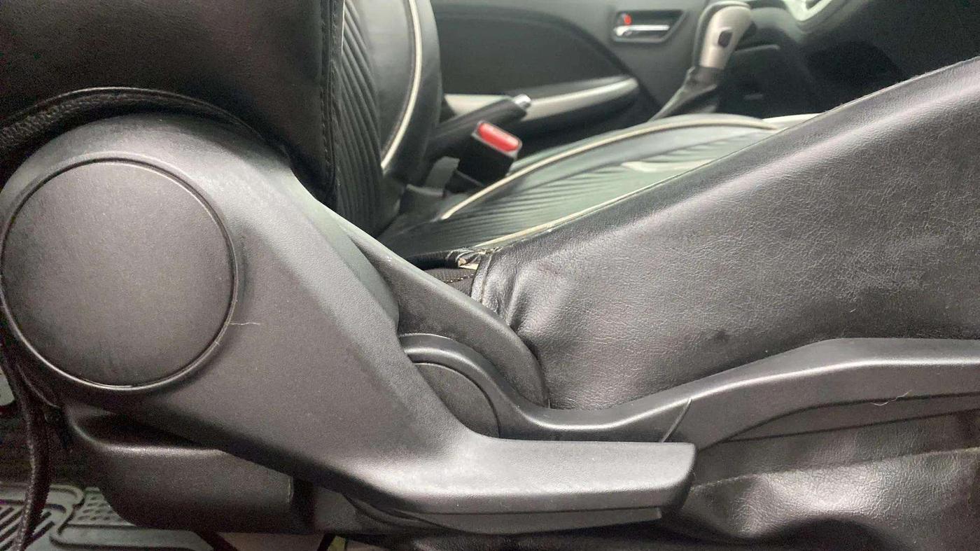 2017 Maruti Baleno ALPHA CVT PETROL 1.2, Petrol, Automatic, 54,352 km, Driver Side Adjustment Panel