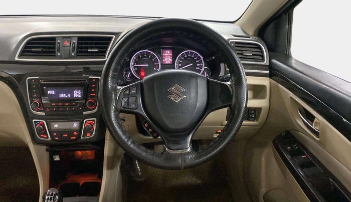 2015 Maruti Ciaz ZXI, Petrol, Manual, 38,478 km, Steering Wheel Close Up