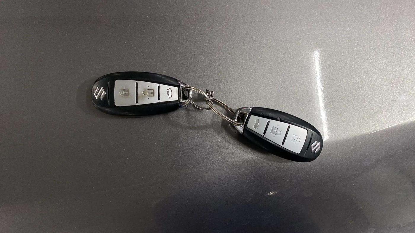 2015 Maruti Ciaz ZXI, Petrol, Manual, 38,478 km, Key Close Up