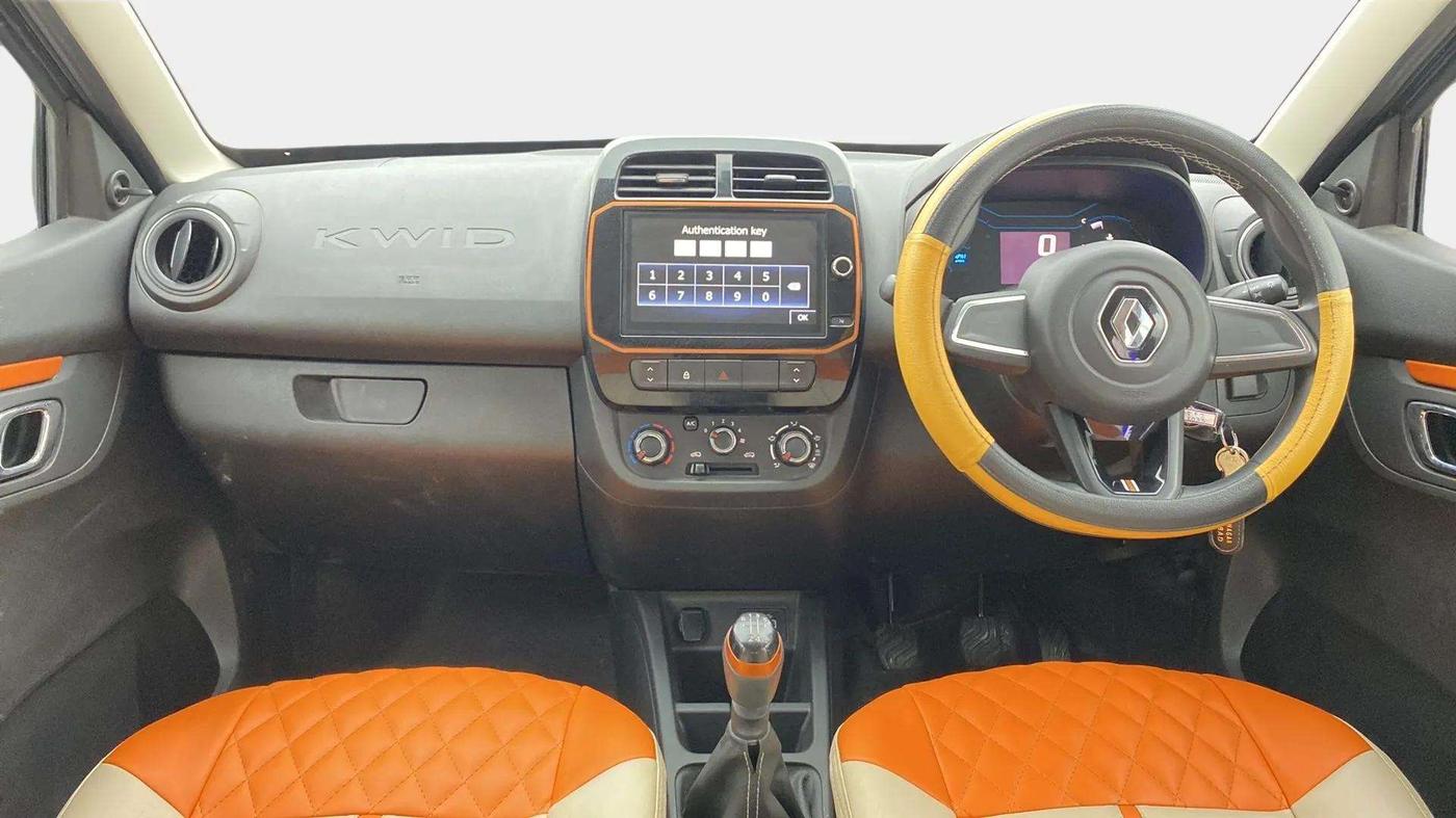 2021 Renault Kwid CLIMBER 1.0 (O), Petrol, Manual, 32,857 km, Dashboard