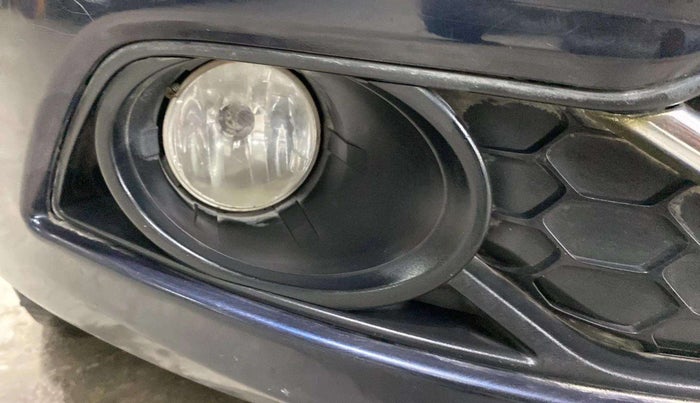 2019 Tata TIGOR XZ PETROL, Petrol, Manual, 68,474 km, Right fog light - Fog light not working