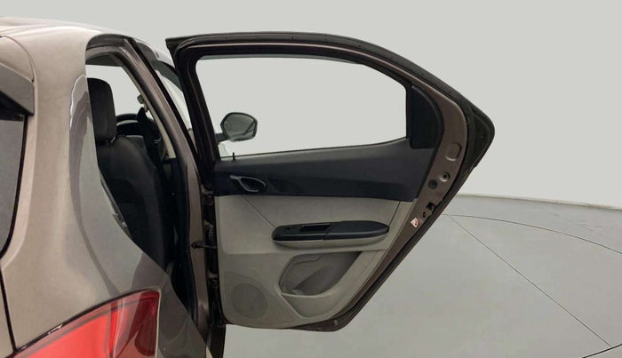 2019 Tata Tiago XZ PETROL, Petrol, Manual, 75,870 km, RHS Rear Door