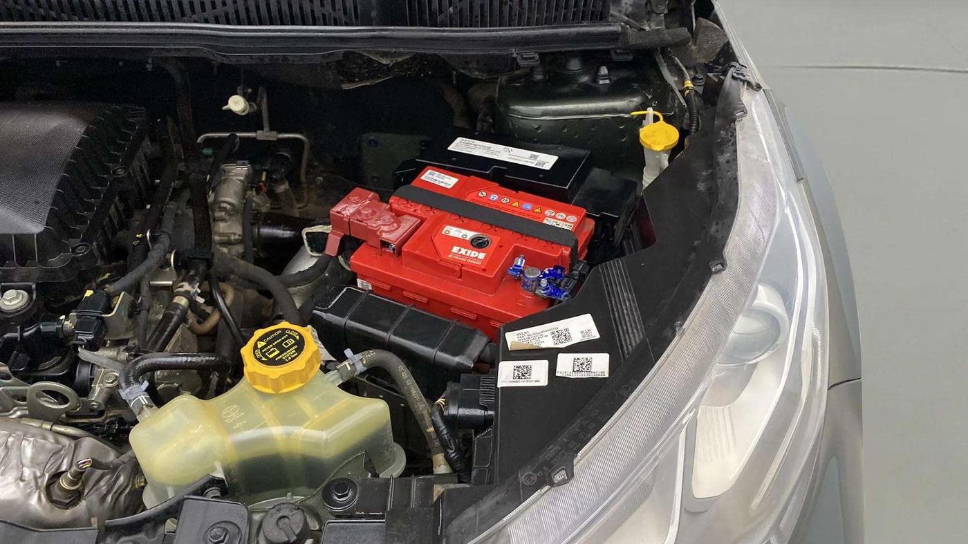 2021 Tata NEXON XZ PLUS PETROL, Petrol, Manual, 29,341 km, Engine View - Left