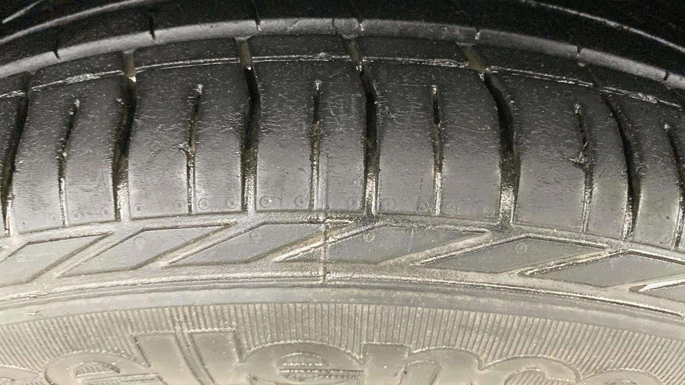 2021 Tata NEXON XZ PLUS PETROL, Petrol, Manual, 29,341 km, Left Front Tyre Tread