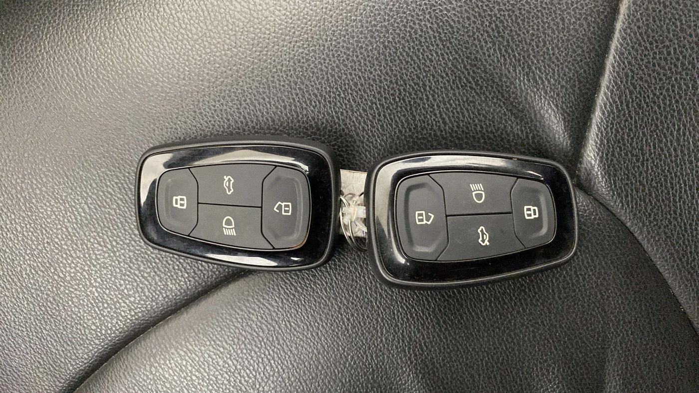 2021 Tata NEXON XZ PLUS PETROL, Petrol, Manual, 29,341 km, Key Close Up