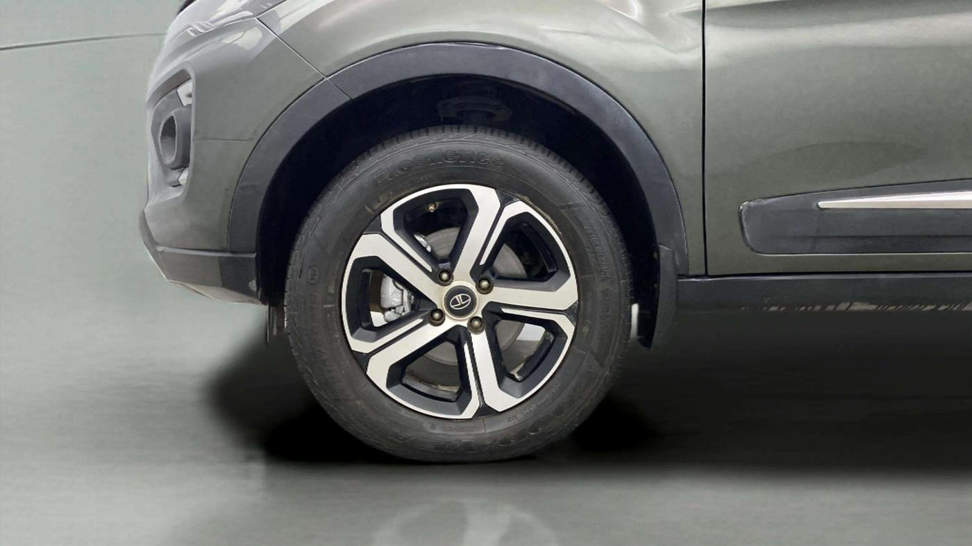 2021 Tata NEXON XZ PLUS PETROL, Petrol, Manual, 29,341 km, Left Front Wheel