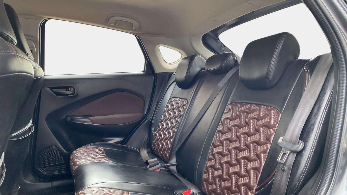 2023 Maruti FRONX DELTA PLUS 1.2MT, Petrol, Manual, 22,294 km, Right Side Rear Door Cabin