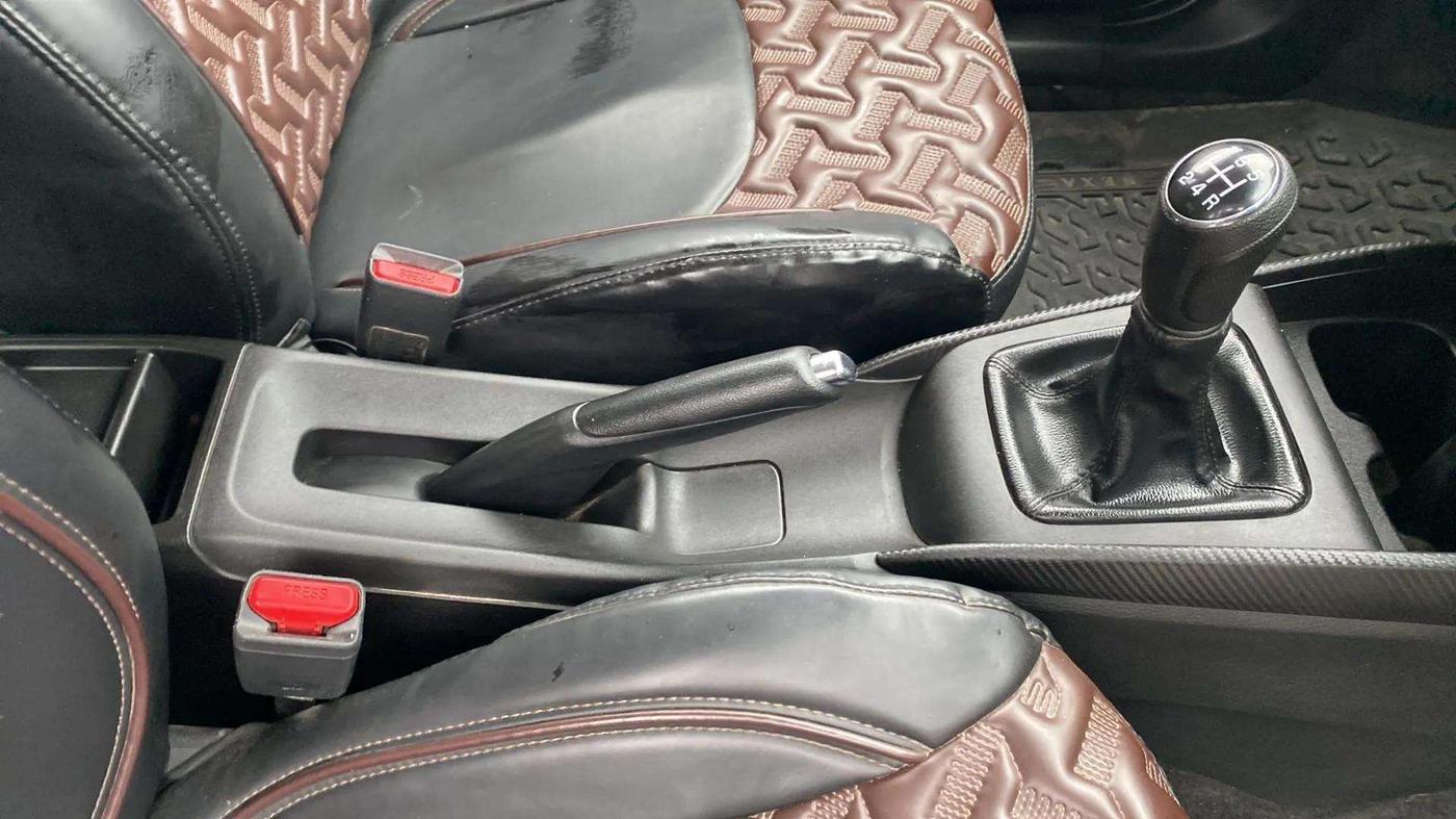 2023 Maruti FRONX DELTA PLUS 1.2MT, Petrol, Manual, 22,294 km, Gear Lever