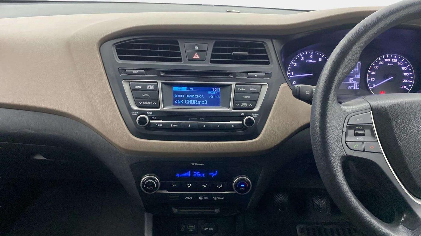 2015 Hyundai Elite i20 SPORTZ 1.2, CNG, Manual, 33,181 km, Air Conditioner
