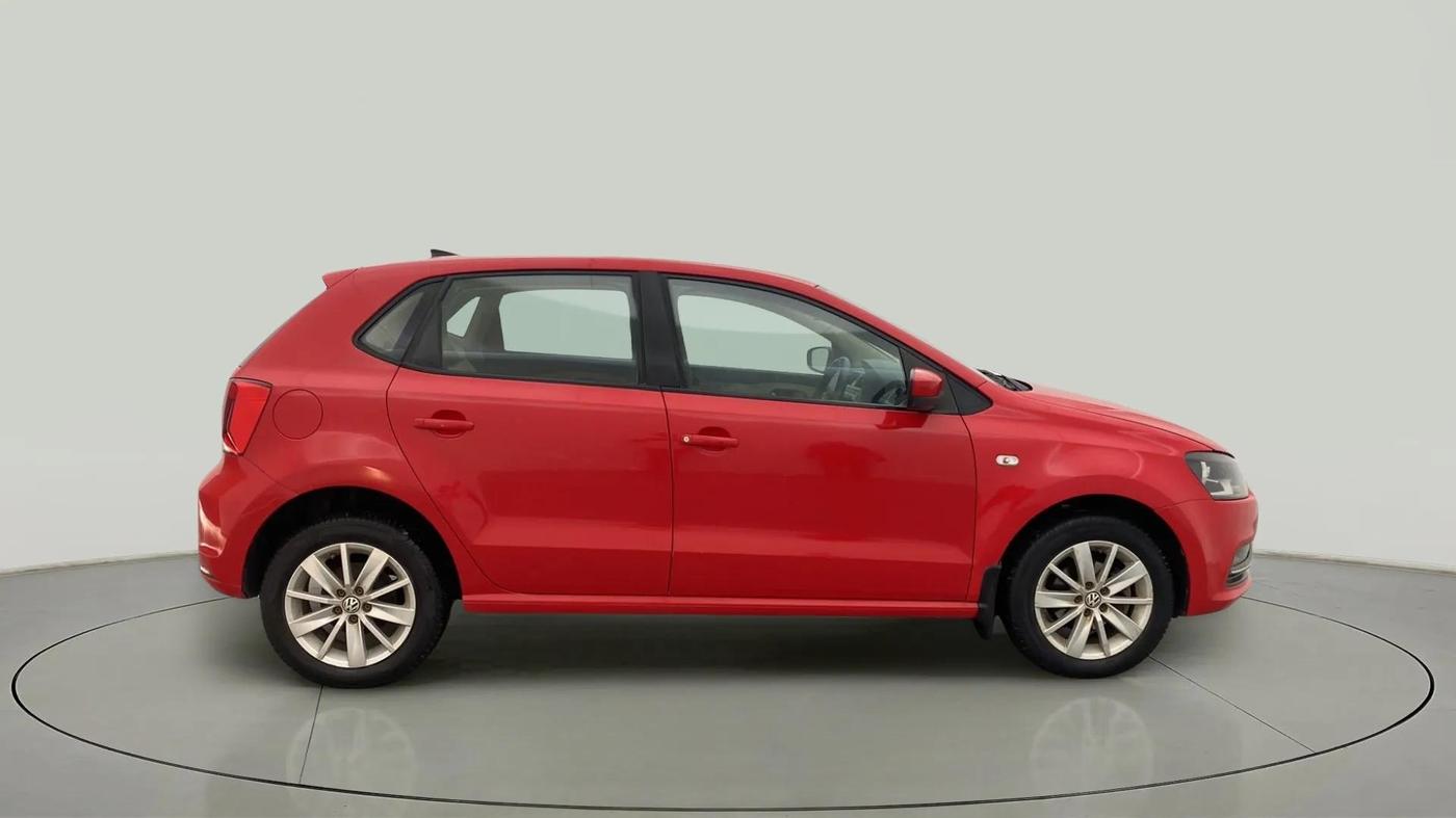 2015 Volkswagen Polo HIGHLINE1.2L, Petrol, Manual, 47,189 km, Right Side
