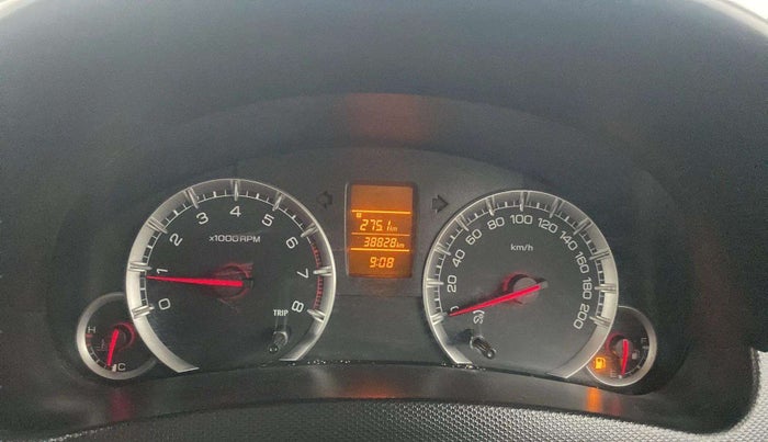 2017 Maruti Swift VXI O, Petrol, Manual, 38,833 km, Odometer Image