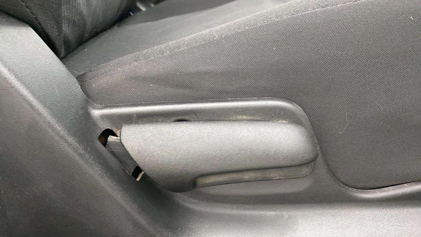 2017 Maruti Swift VXI O, Petrol, Manual, 38,833 km, Driver Side Adjustment Panel