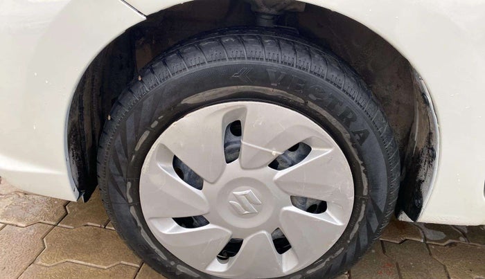 2020 Maruti Celerio ZXI, Petrol, Manual, 21,681 km, Left front tyre - Minor crack