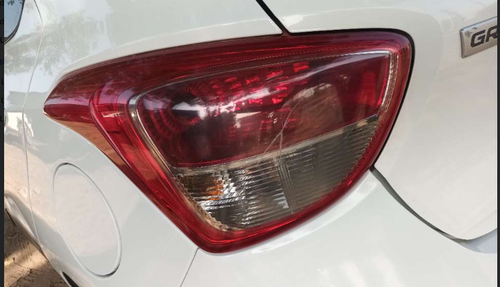 2019 Hyundai Grand i10 ASTA 1.2 KAPPA VTVT, CNG, Manual, 92,946 km, Left tail light - Minor scratches