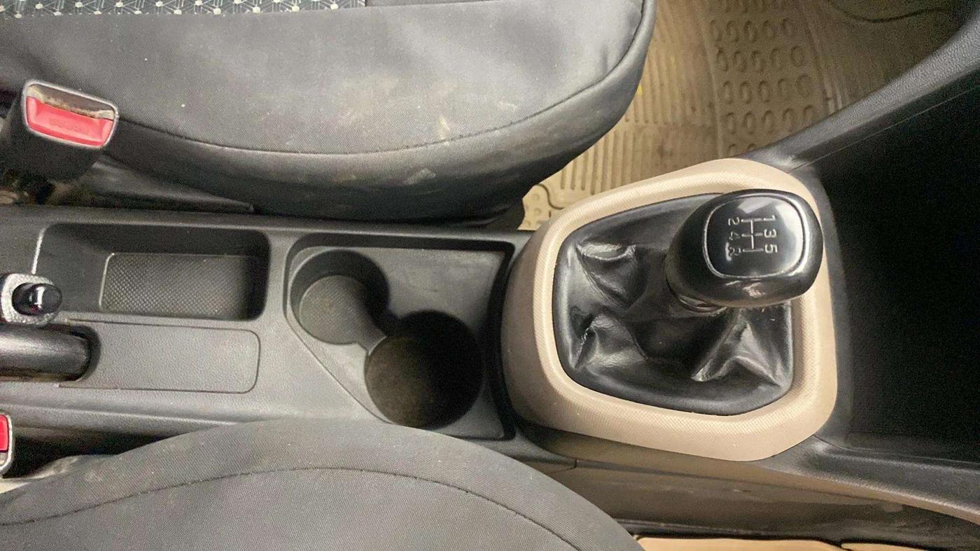 2019 Hyundai Grand i10 MAGNA 1.2 KAPPA VTVT, CNG, Manual, 93,492 km, Gear Lever